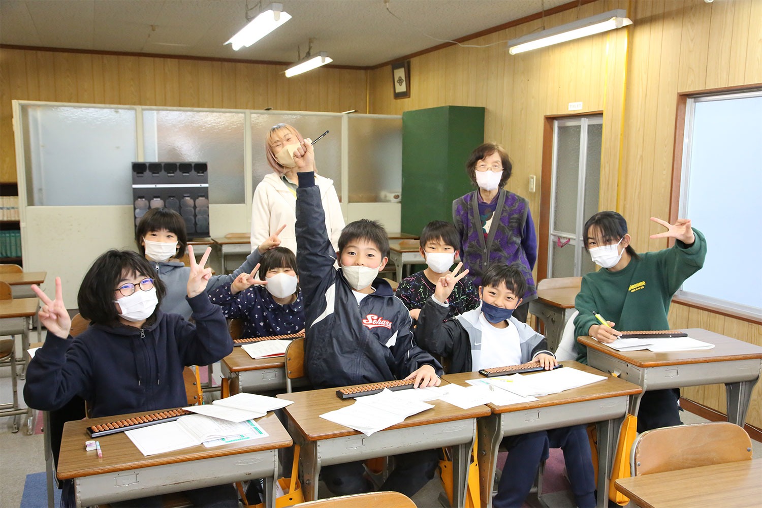 お子様の習い事にも認知症予防の脳トレにもそろばんがおすすめ！各務原市の「各務原珠算研究会」までどうぞ